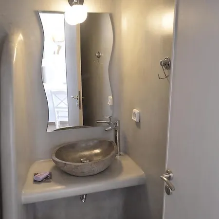 Kumarou Apartment
